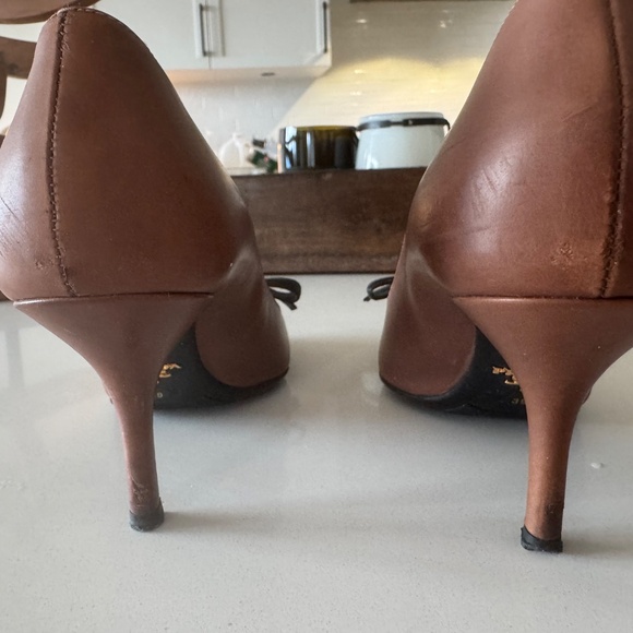 Prada Shoes Light brown with Black bows - Picture 3 of 4